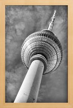 JUNIQE - Poster in houten lijst Berlin Fernsehturm -20x30 /Grijs & Wit