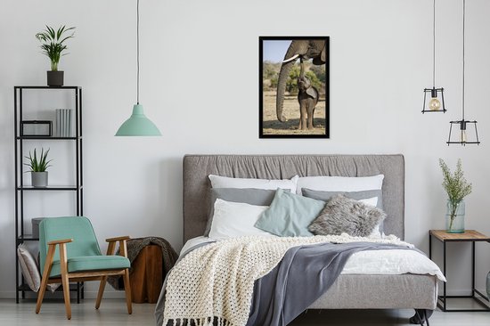 Cadre photo avec affiche - Bébé éléphant communique avec sa mère - 40x60 cm - Cadre pour affiche