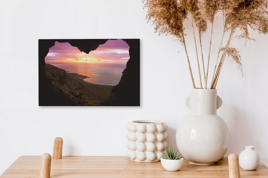 Ouverture en forme de coeur d'une grotte avec vue sur un magnifique coucher de soleil sur Lanzarote 30x20 cm - petit - Tirage photo sur toile (Décoration murale salon / chambre)