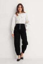 NA-KD Wide Collar Cotton Anglaise Vrouwen Blouse - White - Maat EU 40