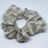 Scrunchies kleur variatie - Set van 4 stuks - Elegant - Wit - Zilver - Goud - Roze - Accessoire - Mode - Fashion - Cadeau - Dames - Meiden - Meisjes - Haar - Wokkel - Elastiek - Trend - Kleur