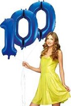 Blauwe cijfer ballon 100 inclusief helium gevuld.