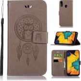 Windgong Uil Embossing Patroon Horizontale Leren Flip Case met Houder & Kaartsleuven & Portemonnee Voor Galaxy A40 (Grijs)