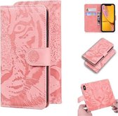 Voor iPhone XR Tiger Embossing Pattern Horizontale Flip lederen tas met houder & kaartsleuven & portemonnee (roze)