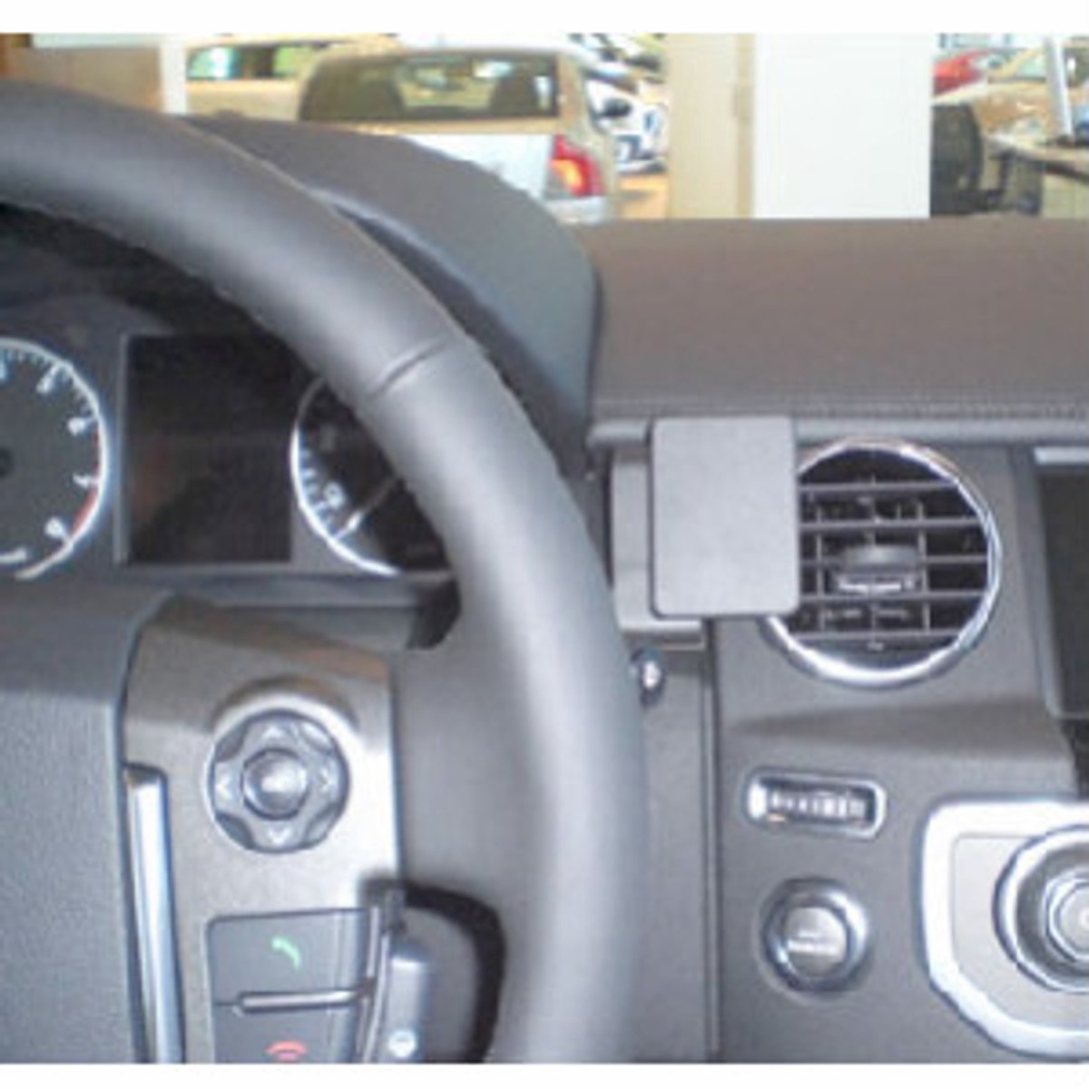 Brodit center mount v. Landrover LR4/Discovery 4 10-