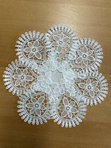 Tafelkleed - Grof kant Wit - bloem in kanten rand - Rond 30 cm
