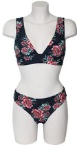 320.22 Flowers triangle bikini 40