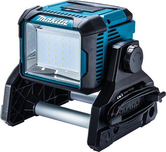 Makita DEADML811