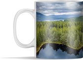 Mok - Luchtfoto van het boslandschap in het Nationaal park Cairngorms - 350 ml - Beker