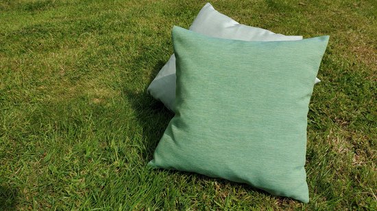 Sierkussens tuin: Qush Royal Sunbrella - Sunbrella Mimosa| Vlekbestendig | Wasmachine | Waterbestendig | Kleurvast | Schimmelwerend l Babyproof | Wasbaar | sierkussens | werpkussens buiten