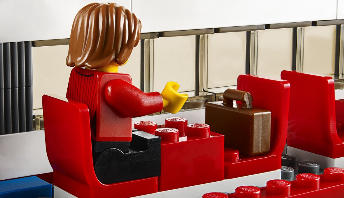 LEGO City Hogesnelheidstrein 60051 — afbeelding 18