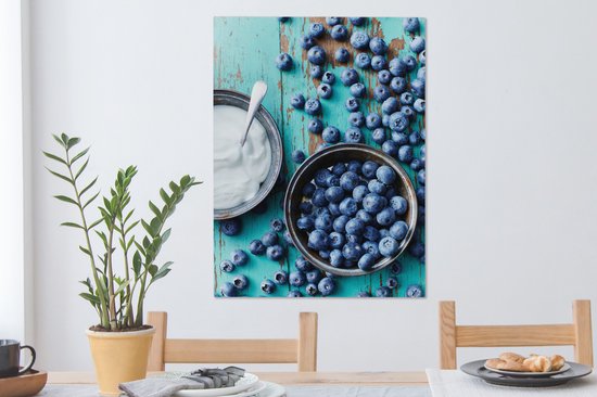 Canvas schilderij 60x80 cm - Wanddecoratie Blauwe bes - Yoghurt - Schaal - Tafel - Muurdecoratie woonkamer - Slaapkamer decoratie - Kamer accessoires - Schilderijen op canvas