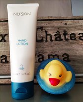 Nu Skin Vochtinbrengende hand Lotion + zeep badeendje