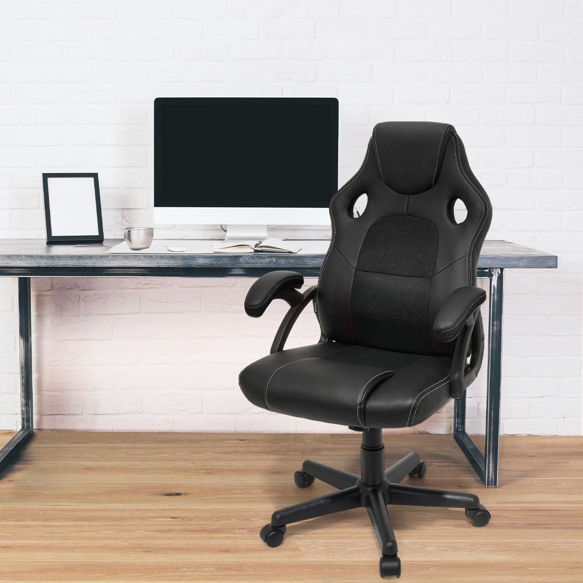 LifeGoods Gaming Stoel - Gamestoel - Verstelbaar in Hoogte - Comfortabele Gaming Chair - Kunstleer - Zwart – foto 4