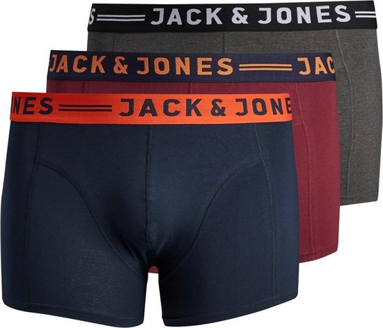 Drie Jack & Jones boxershorts: donkerblauw, donkerrood en grijs gemêleerd. Met logobanden.