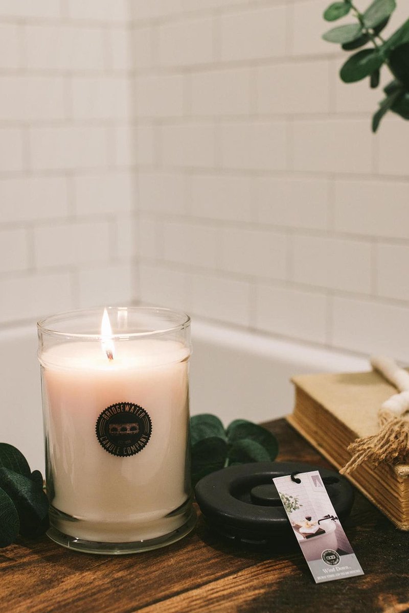 Wind Down Bridgewater Candle Company Geurkaars Large Jar