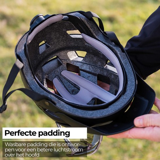 BBB Cycling MTB Helm Nanga - Met Bevestiging voor Camera of Verlichting - Wasbare Padding - Fietshelm Volwassenen: Heren & Dames - Mat Zwart - M - BHE-54 van BBB Cycling — afbeelding 4
