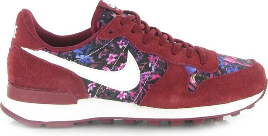 nike internationalist rood nike internationalist rood
