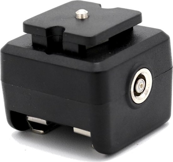 Foto: Caruba hotshoe adapter middencontact naar x contact 