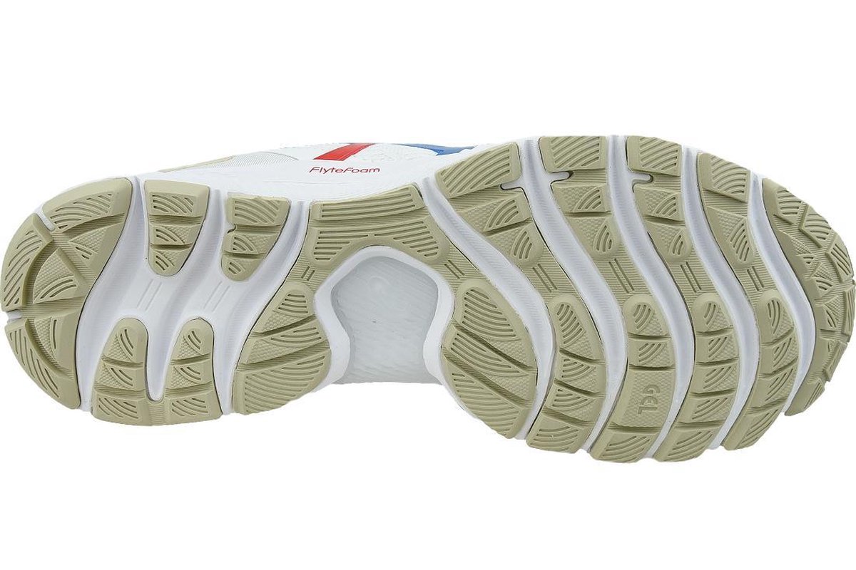 Asics Gel Nimbus 22 1011A780 100, Mannen, Wit, Hardloopschoenen maat: 45 EU Asics Gel Nimbus 22 1011A780 100, Mannen, Wit, Hardloopschoenen maat: 45 EU