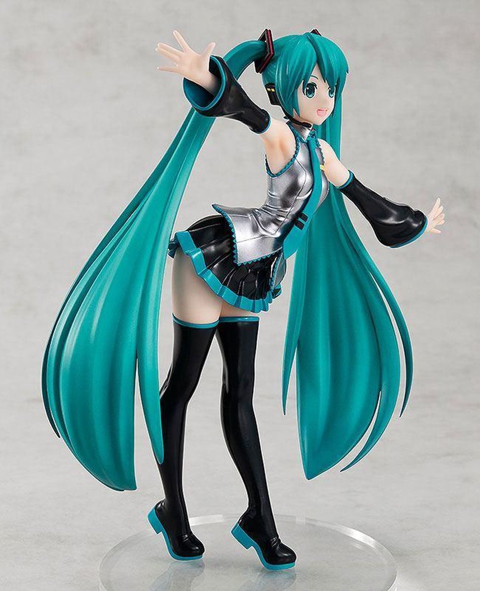 Jilijia Anime Miku figuur model PVC cartoon standbeeld 19 cm Miku