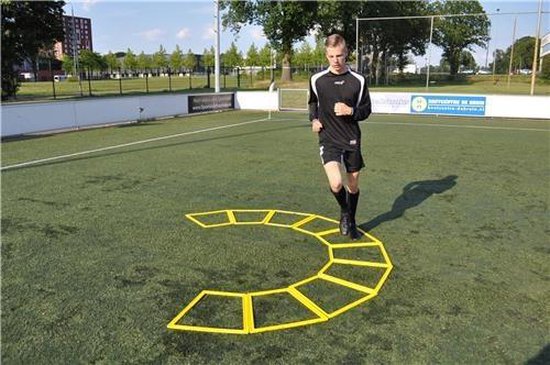 Échelle d'entraînement Piri Sport Triangle Jaune