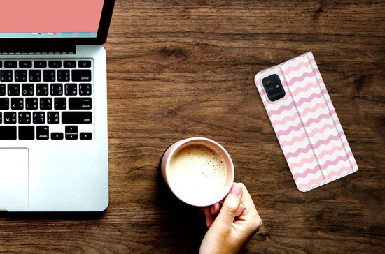 Coque Samsung Galaxy A51 avec Magnet Waves Rose