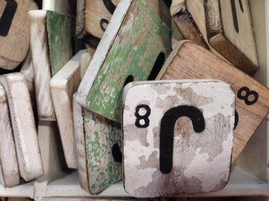 Thils Living houten letters & tekens Scrabble Letter J