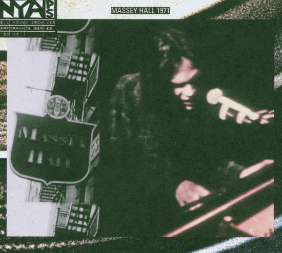 Omslag van Neil Young - Live At Massey Hall CD