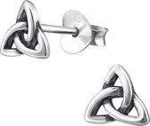 Joy|S - Zilveren Keltisch driehoek oorbellen 6.5 mm geoxideerd