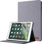 iPad 9.7 (2017/2018) hoes - Book Case met Soft TPU houder - Grijs
