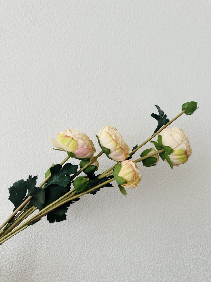 9-stengelige Mica Decorations Ranonkels Kunstbloemen Boeket / Lengte 55cm /Champagne of Paars