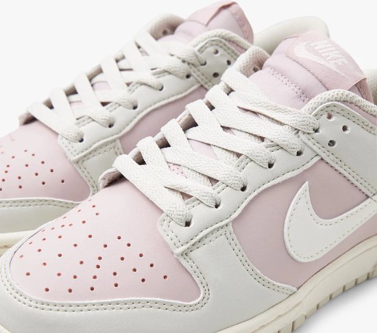 Nike Dunk Low Next Nature 'Platinum Violet' (womens) - maat EU37.5 -  DD1873-001 -... | bol