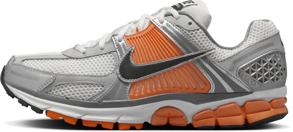 Sneakers Nike Zoom Vomero 5 “Platinum Tint & Safety ” Oranje