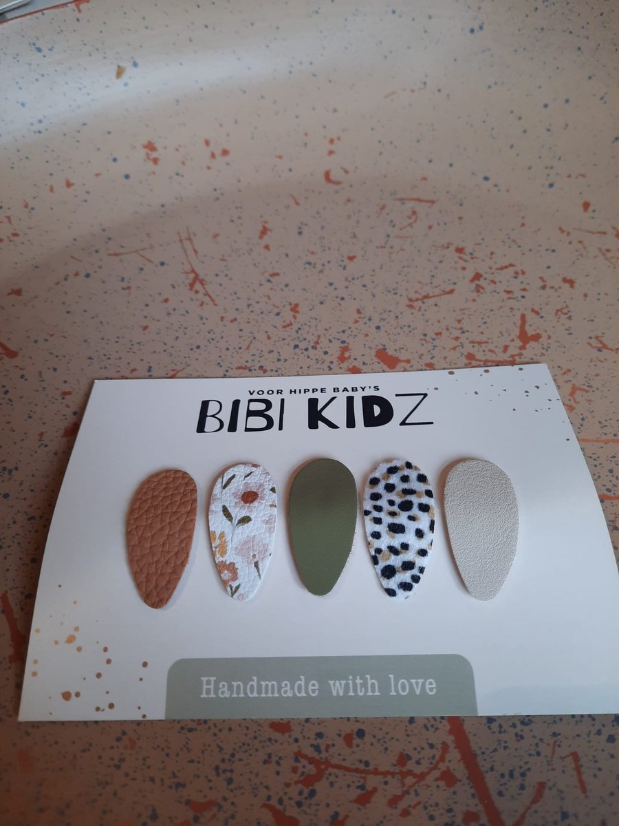 Bibi Kidz - haarspeldje - Kinderen - Kerst - Baby - imitatieleer - haaraccessoires - haarclipjes