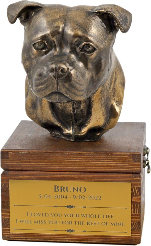 Staffordshire Bull Terrier urn hond met beeldje - gepersonaliseerde hondenurn