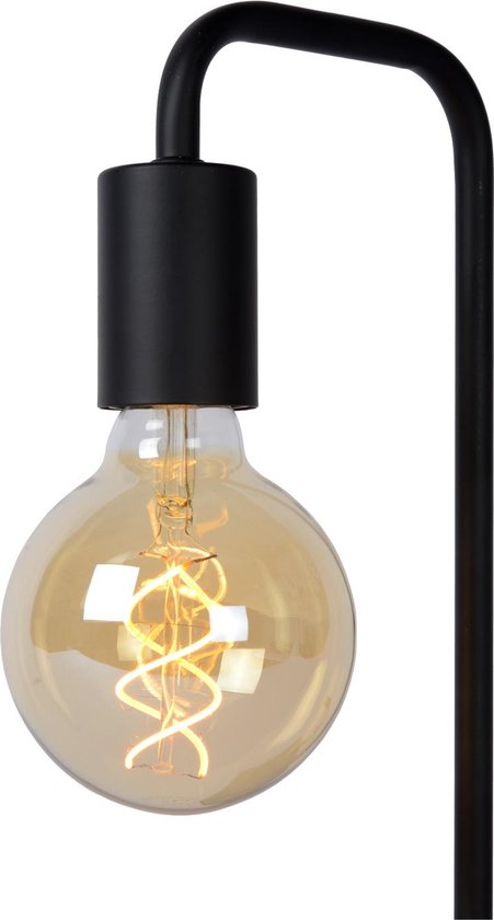 Zwarte tafellamp met gebogen arm en grote ronde gloeilamp.