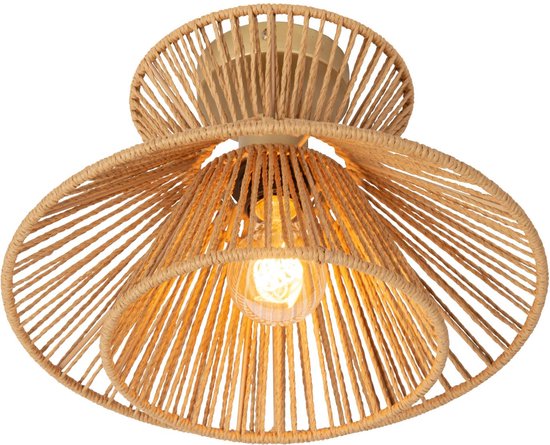Natuurlijke rotan plafondlamp met een open, gelaagd design en een zichtbare lichtbron.
