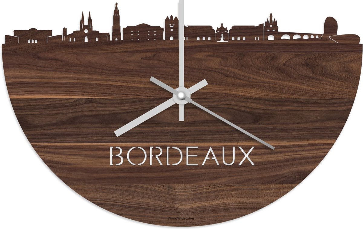 Skyline Klok Bordeaux Notenhout - Ø 40 cm - Stil uurwerk - Wanddecoratie - Meer steden beschikbaar - Woonkamer idee - Woondecoratie - City Art - Steden kunst - Cadeau voor hem - Cadeau voor haar - Jubileum - Trouwerij - Housewarming - WoodWideCities