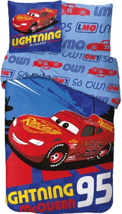 Housse de couette avec Lightning McQueen et texte "LIGHTNING MCQUEEN 95" sur fond bleu.