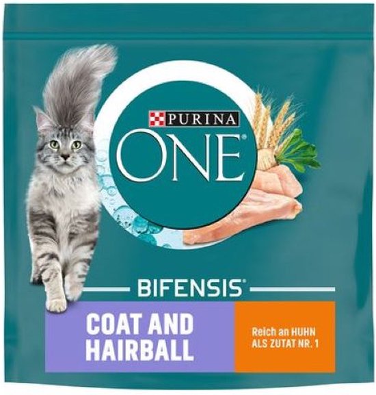Purina ONE kattenvoerzak met een grijze kat, "Coat and Hairball" en "Rijk aan Kip"