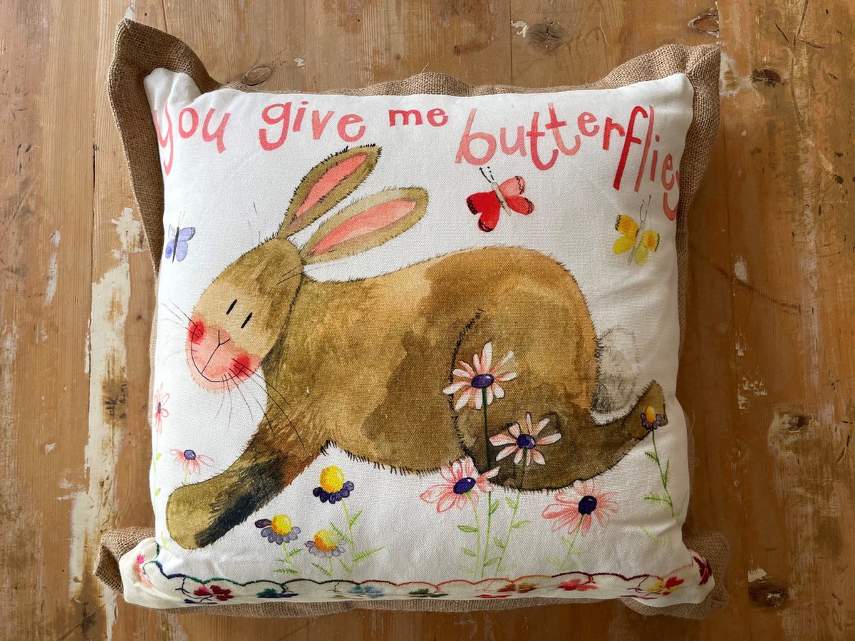 Alex Clark Art Sierkussen - You Give Me Butterflies ~ Konijn - 45 Cm X 45 Cm design