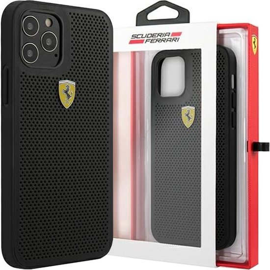 Zwart Ferrari telefoonhoesje met geperforeerd patroon en logo, in verpakking.