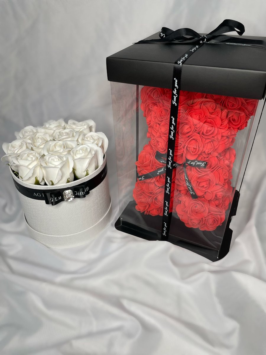 AG Luxurygifts giftbox - rozen beer - rozen box - luxe - giftbox - soap roses - luxe rozen - cadeau box - bloemen - Valentijnsdag - Kerst cadeau - luxury gift