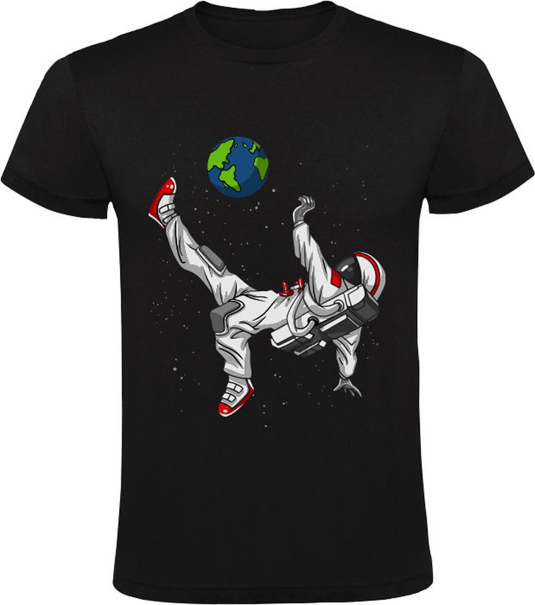 Astronaut Voetballer Heren T-shirt - ruimte - planeet - aarde - voetbal - ruimtevaart - sport - grappig