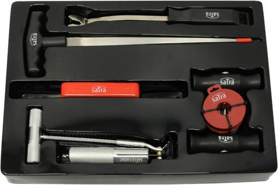 Un plateau de rangement noir contenant sept outils, y compris des poignées en T, un levier rouge et un enrouleur de cordon.