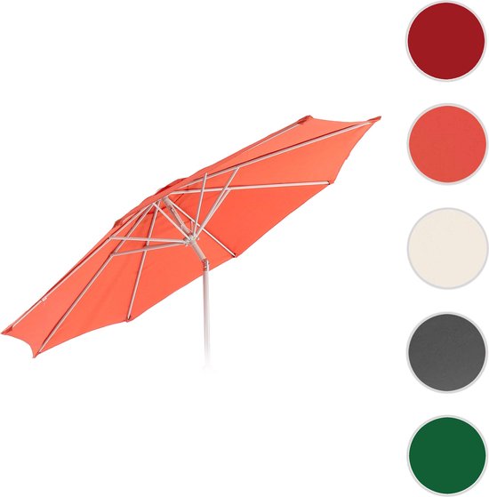 Terracotta parasol, open met aluminium frame en kleurstaaltjes ernaast in rood, oranje, crème, grijs en groen.