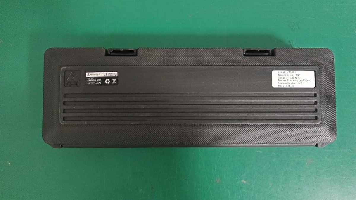 KOEORWS GEREEDSCHAP korte digitale momentsleutel 1/4 aandrijving (1-22 ft.lb/1.5-30N.m), 45 tanden 1/4 momentsleutel aandrijving met zoemer en LED-indicator georganiseerd in opbergkoffer