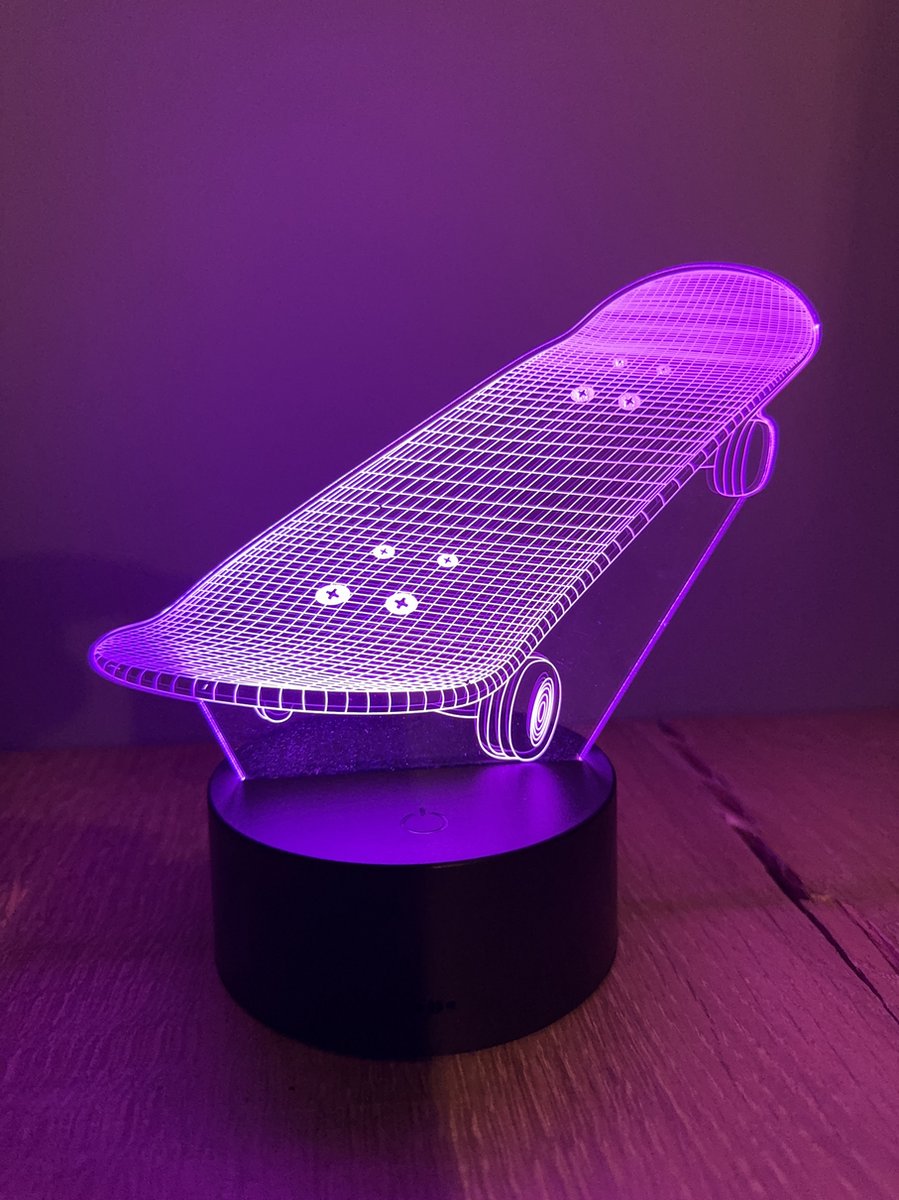 Klarigo® Nachtlamp - 3D LED Lamp Illusie – 16 Kleuren – Bureaulamp – Skateboard - Tony Hawk - Sfeerlamp – Nachtlampje Kinderen – Creative lamp - Met afstandsbediening — afbeelding 3