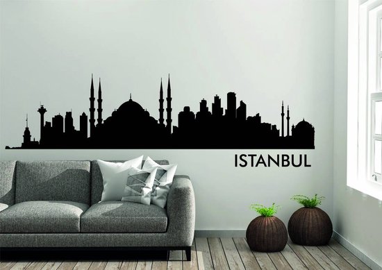 Zwarte Istanbul skyline muursticker met de tekst "ISTANBUL".
